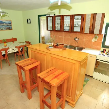 Stone House Oreb's Dağ evi *