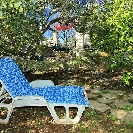 Dağ evi Stone House Oreb's *