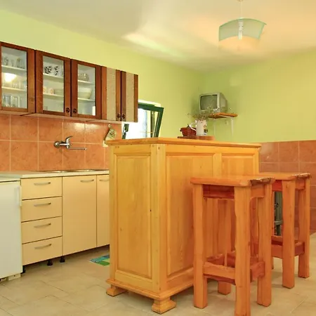 Dağ evi Stone House Oreb's