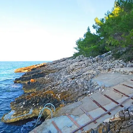 Stone House Oreb's *