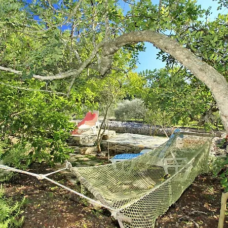 Chalet Stone House Oreb's *